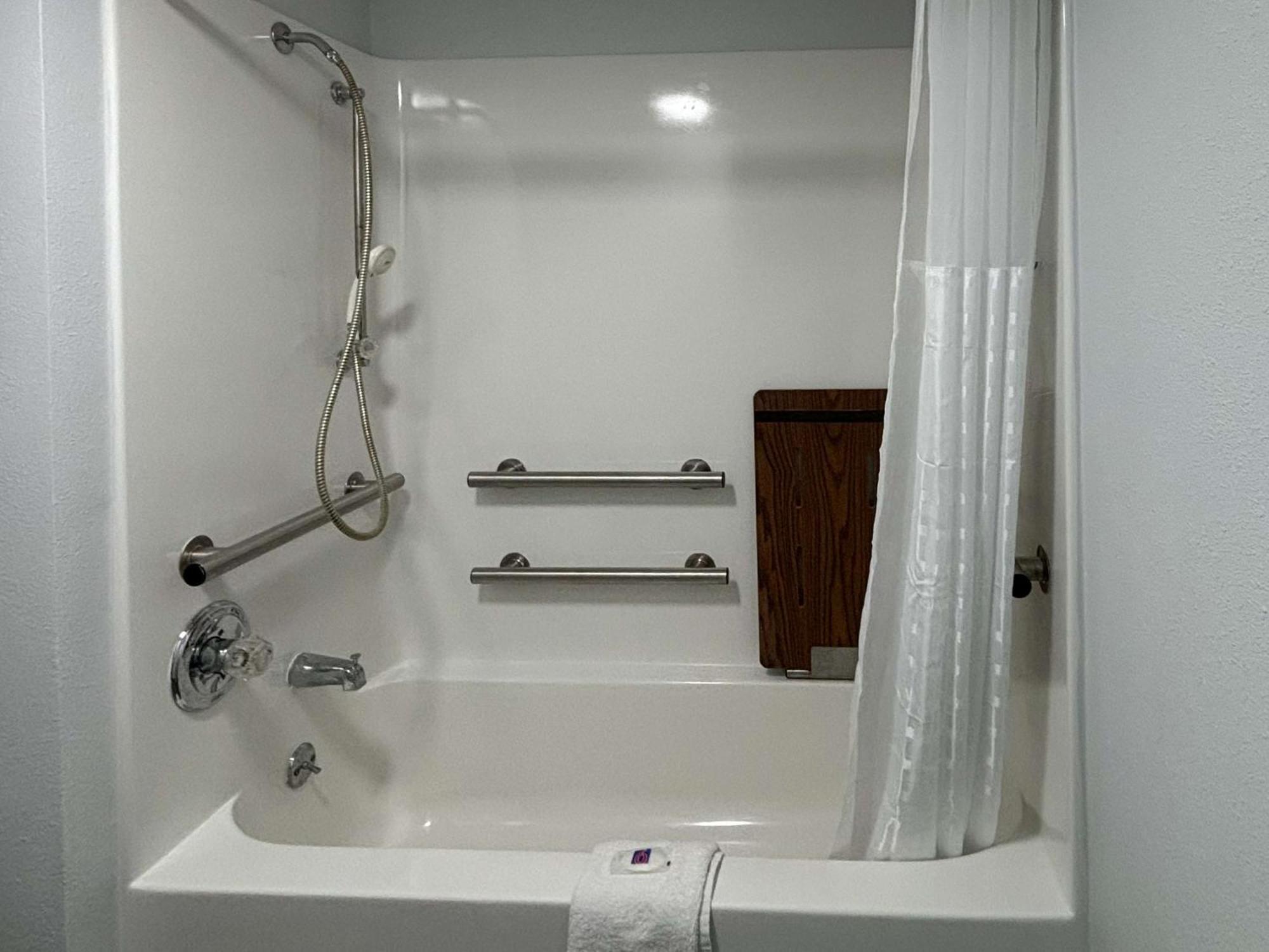 Motel 6 Richmond, Ky Eku Campus Area Esterno foto